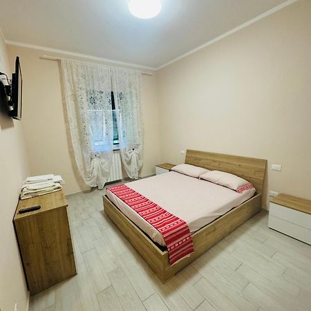 Casa Ayden Appartement Livorno Buitenkant foto